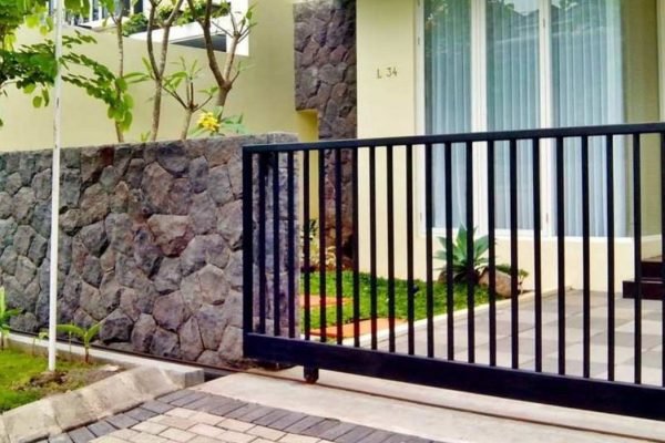 model pagar besi minimalis terbaru 19 1